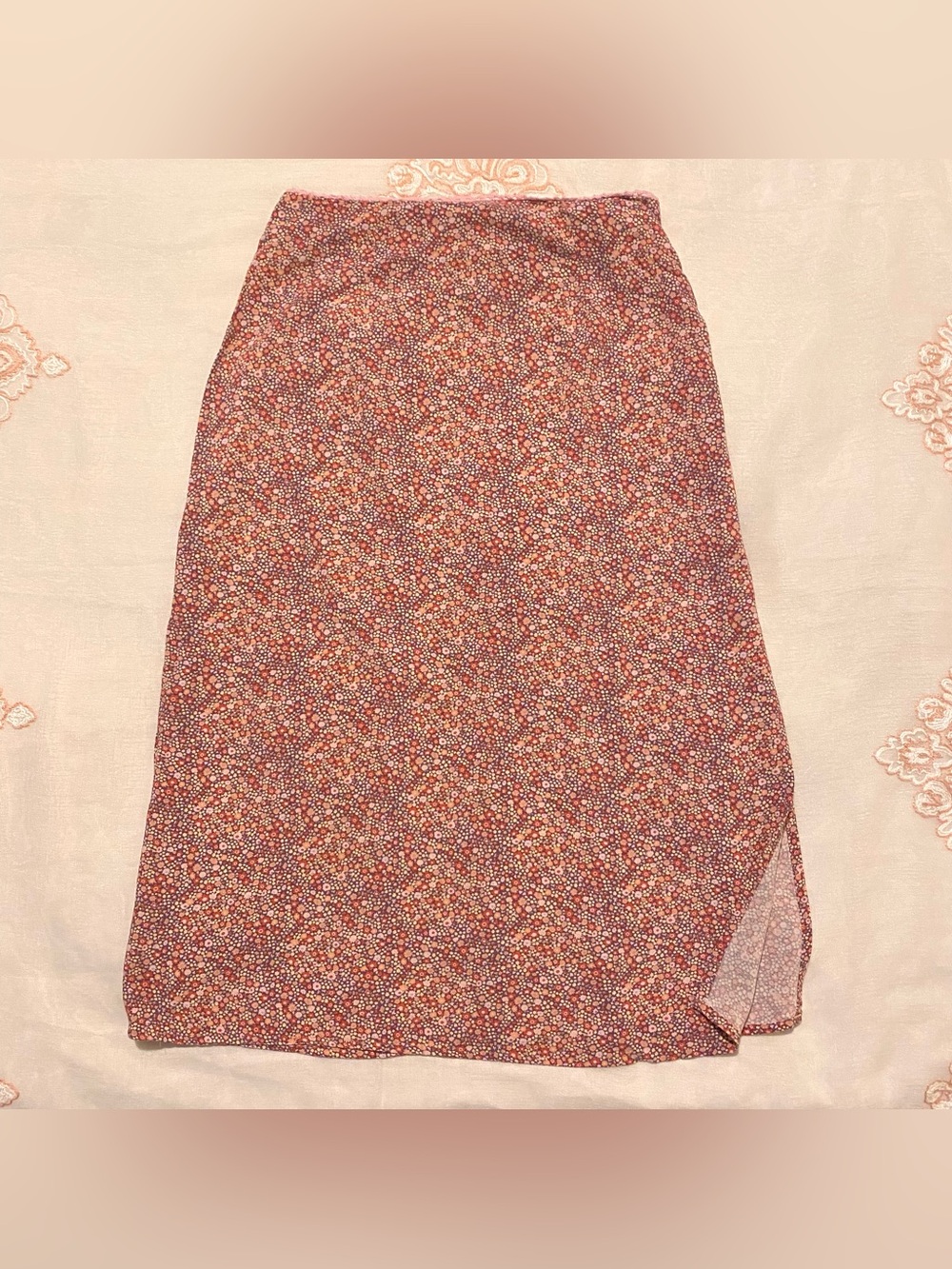 Aéropostale floral midi skirt size small